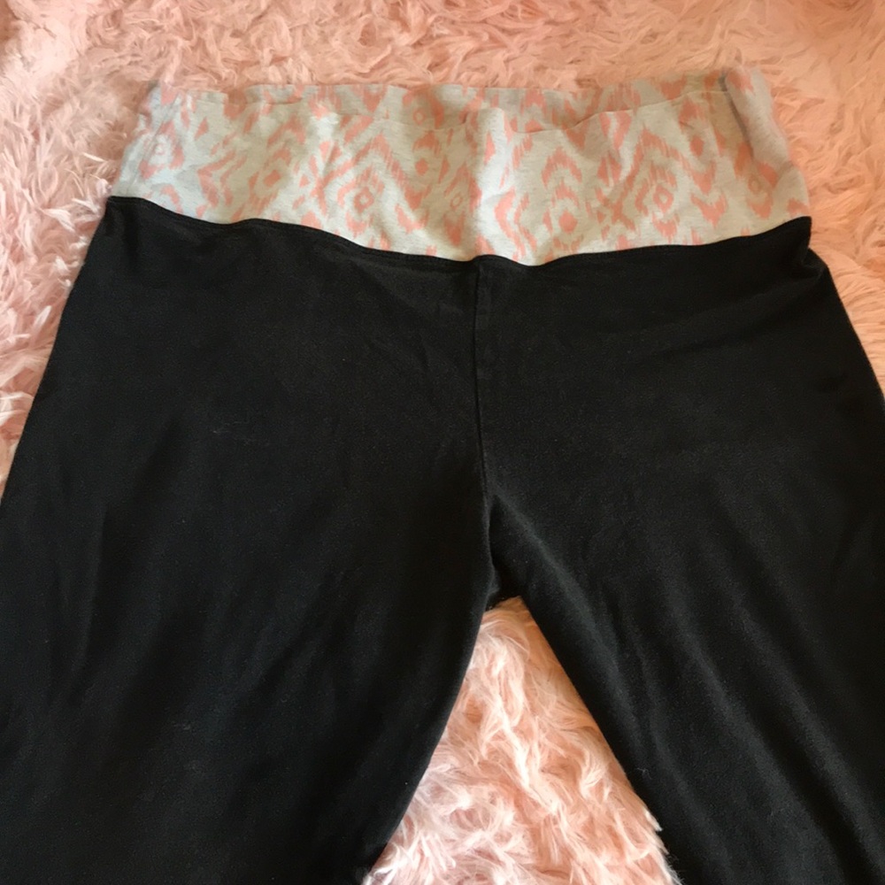 Victoria’s Secret yoga Capri